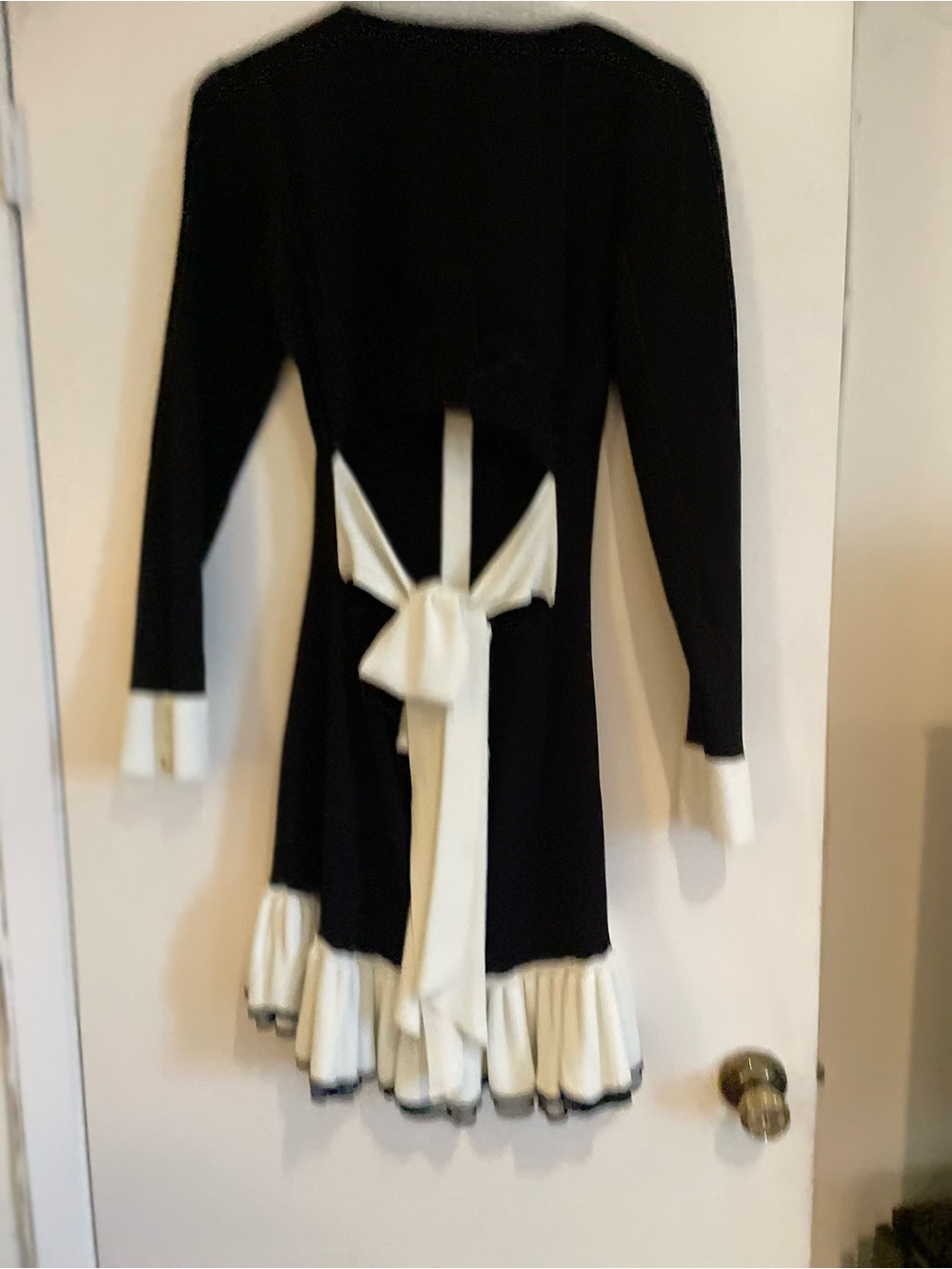 Meshki Black and Cream Long Sleeve Button-Front Ruffle Hem Dress - Picture 4 of 8